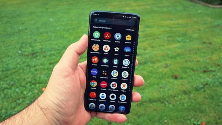 De 1029 a 468 euros: ofertón para este gama alta con Snapdragon 8 Elite, triple cámara de 50 MP y 6000 mAh