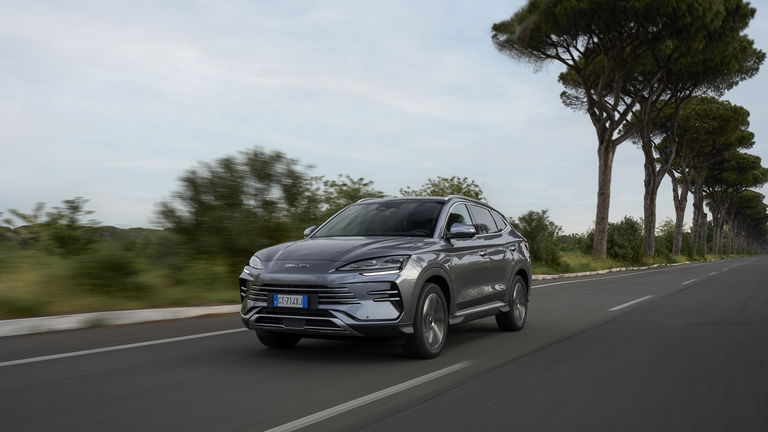 Casi 12.000 españoles han elegido este SUV: el BYD Seal U se convierte en el híbrido enchufable más vendido del año
