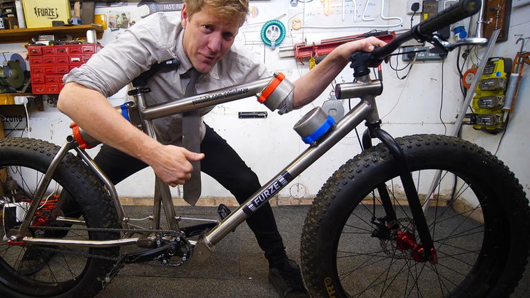 Adiós a los amortiguadores: así es la bicicleta que usa la repulsión magnética para "flotar" sobre los baches