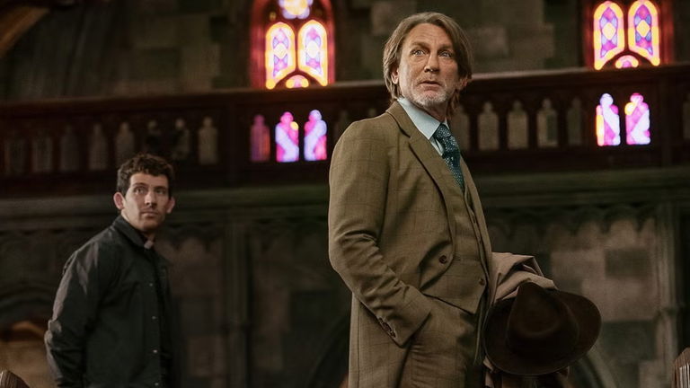 Llega 'De entre los muertos': Netflix ya tiene el thriller que verás estas Navidades, con Daniel Craig en su caso más retorcido