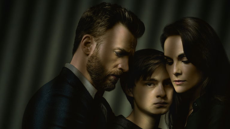 Este es, para mí, uno de los mejores thrillers de los últimos 5 años. Está en streaming y solo tiene 8 capítulos