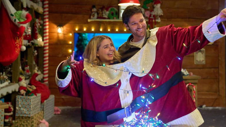 Esta miniserie romántica navideña es perfecta para ver este fin de semana. Acaba de llegar a streaming y solo tiene 6 capítulos