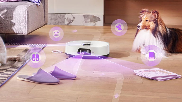 La rebaja de la Navidad: bestial descuento y monumental potencia de este robot aspirador con base, mopas giratorias y cepillo extensible