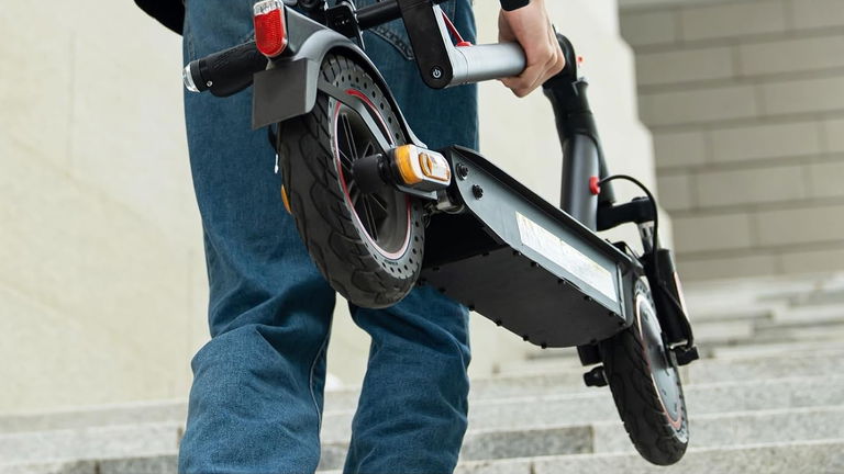Casi 200 euros de caída para este patinete eléctrico de 500 W de motor y 35 km de autonomía