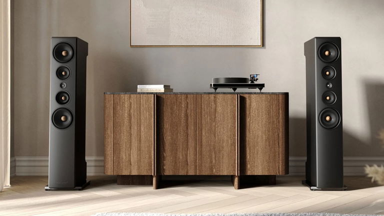 Solo existen 30 parejas en el mundo: así son los exclusivos altavoces de diseño que todos quieren en su salón