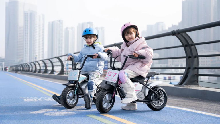 Tu peque conquistará el parque con esta moto infantil: 20 km/h de diversión para niños de 3 a 12 años, y está con un 53% de descuento