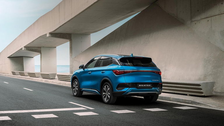 El BYD Atto 3 se queda pequeño: cazan la versión "Max" de 4,7 metros que promete recuperar las ventas
