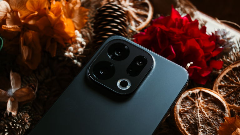 OPPO Find X9, análisis: el "tapado" del año es una bestia de 7.000 mAh que sí te cabe en la mano