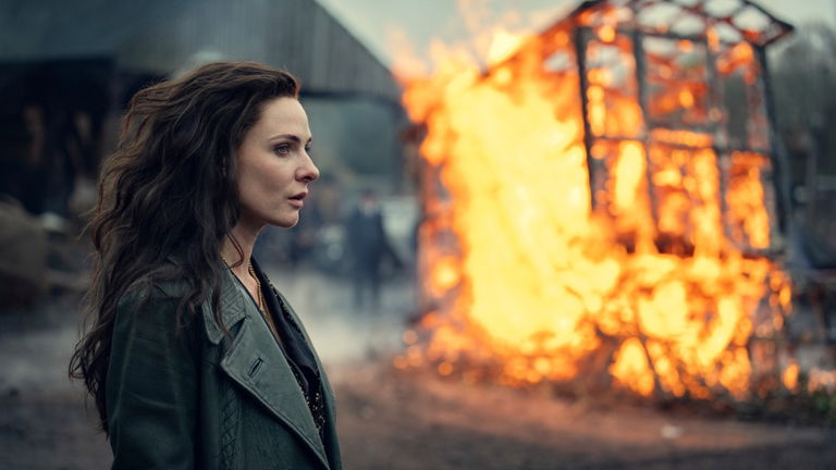 Descubre qué ha sido de Tommy Shelby en el primer tráiler de la película de 'Peaky Blinders'