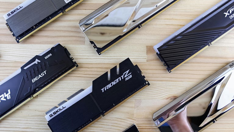 Cuidado al comprar memoria RAM: te pueden colar un módulo de la prehistoria disfrazado de gama alta (y con peso extra)