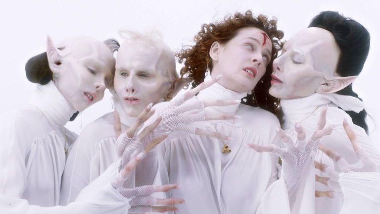 Ya disponible en streaming la mini serie de vampiros más rompedora de los últimos tiempos. Solo tiene 3 capítulos y la verás en una tarde