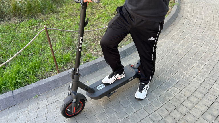 La querrás comprar: Xiaomi 5 Max, el patinete urbano con suspensión, ruedas grandes y más de 100 euros de descuento