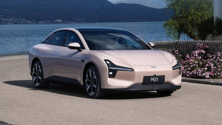 El rival del Tesla Model 3 que ha vendido 200.000 coches en un año se actualiza justo antes de venir a Europa