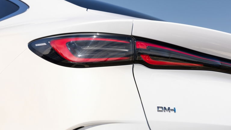 BYD estrena la tecnología que te permite hacer 2.100 km sin parar