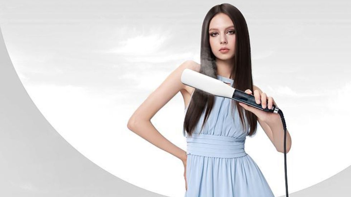 La plancha que rivaliza con un salón profesional: vapor, brillo y estilo por menos de 150 euros