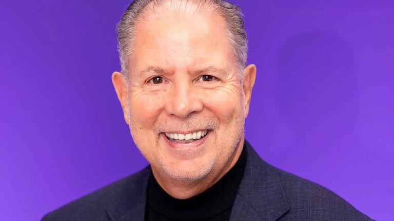 "Cambiar la mentalidad es más difícil que enseñar la habilidad": despidió al 80% de su plantilla por rechazar la IA y el tiempo le ha dado la razón