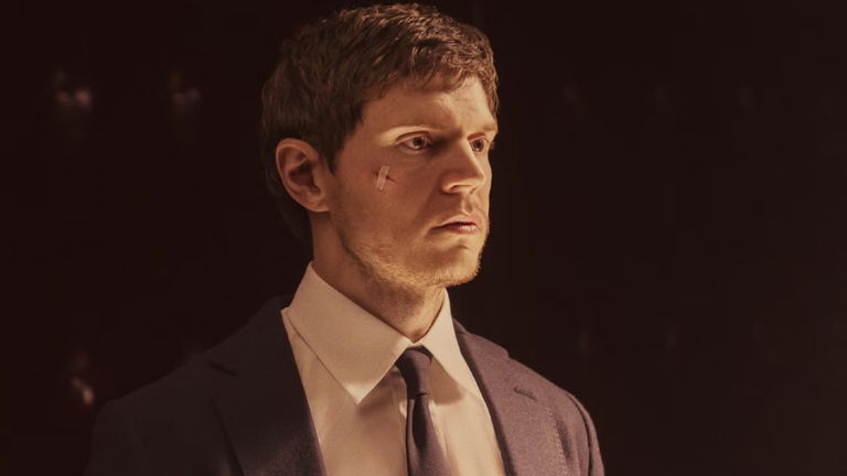 Lo último de Ryan Murphy y Evan Peters es una serie de ciencia ficción oscura y distópica que te atrapará desde el primer minuto