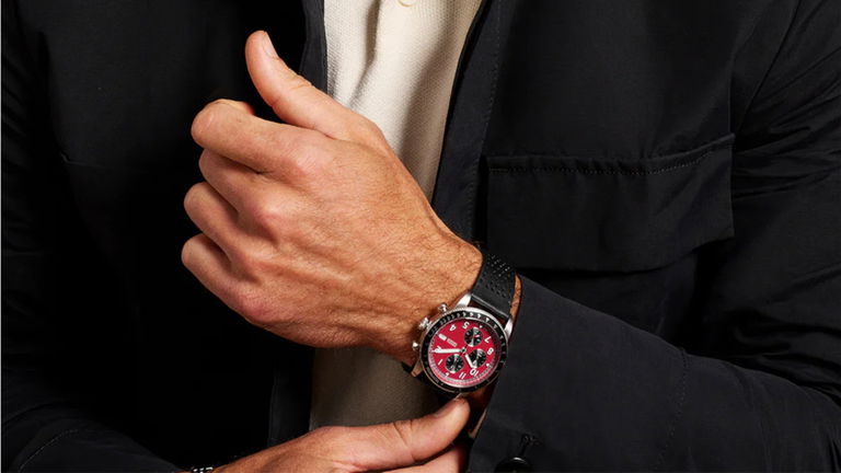 Este precioso reloj hunde su precio, al punto de sufrir una rebaja histórica de más de 100 euros