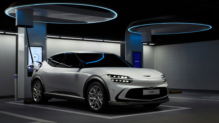 Por primera vez en la historia, se han vendido más coches eléctricos e híbridos que de gasolina en Europa