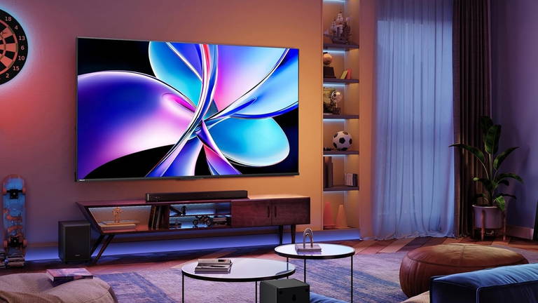 Dejarás loco a cualquiera: 100 pulgadas de tele 4K por 1699 euros y 144 Hz especial para gaming