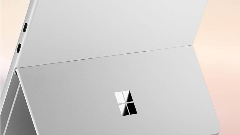 La Surface Pro Copilot+ PC con precio imbatible es el chollazo que muchos esperábamos: rebaja de más de 330 euros