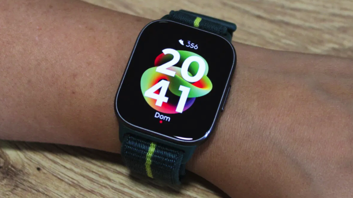 El reloj inteligente ultrabarato que recomiendo es Motorola: GPS, 16 días de batería y 45% de descuento