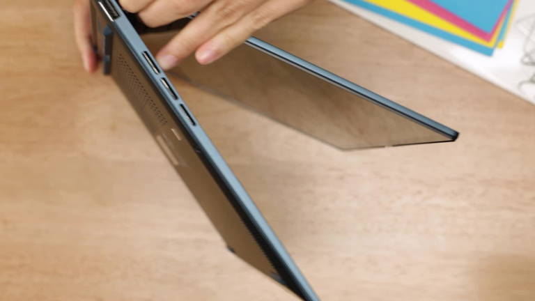 De locura la rebaja para el ASUS Zenbook 14 OLED, el ultrabook que reúne pantalla y prestaciones de primera, y una batería para todo el día