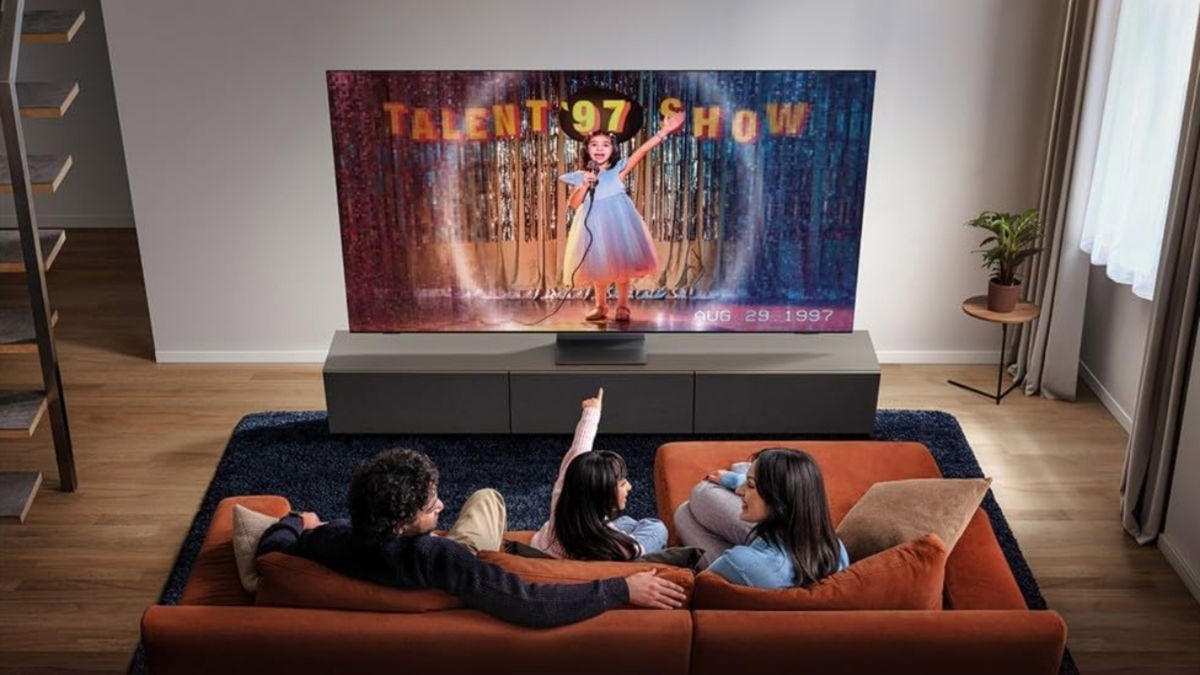 De 2699 a 1399 euros en menos de un año: así es el desplome de esta smart TV Samsung de 75 pulgadas con 144 Hz