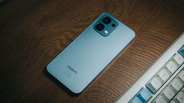 OPPO A6 Pro 5G, análisis: la batería infinita existe y cabe en tu bolsillo (aunque tiene un precio)
