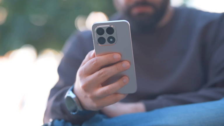 Casi a mitad de precio, uno de los últimos móviles Xiaomi con diseño delgado, gran potencia y excepcional batería