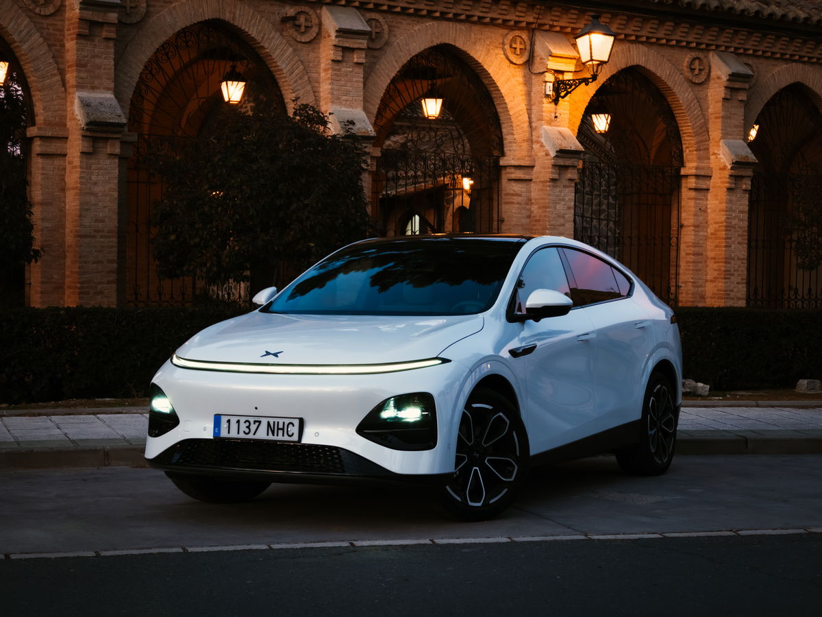 Probamos el nuevo Xpeng G6 (2025): el coche que carga más rápido que tu móvil y hace que el Tesla Model Y parezca antiguo