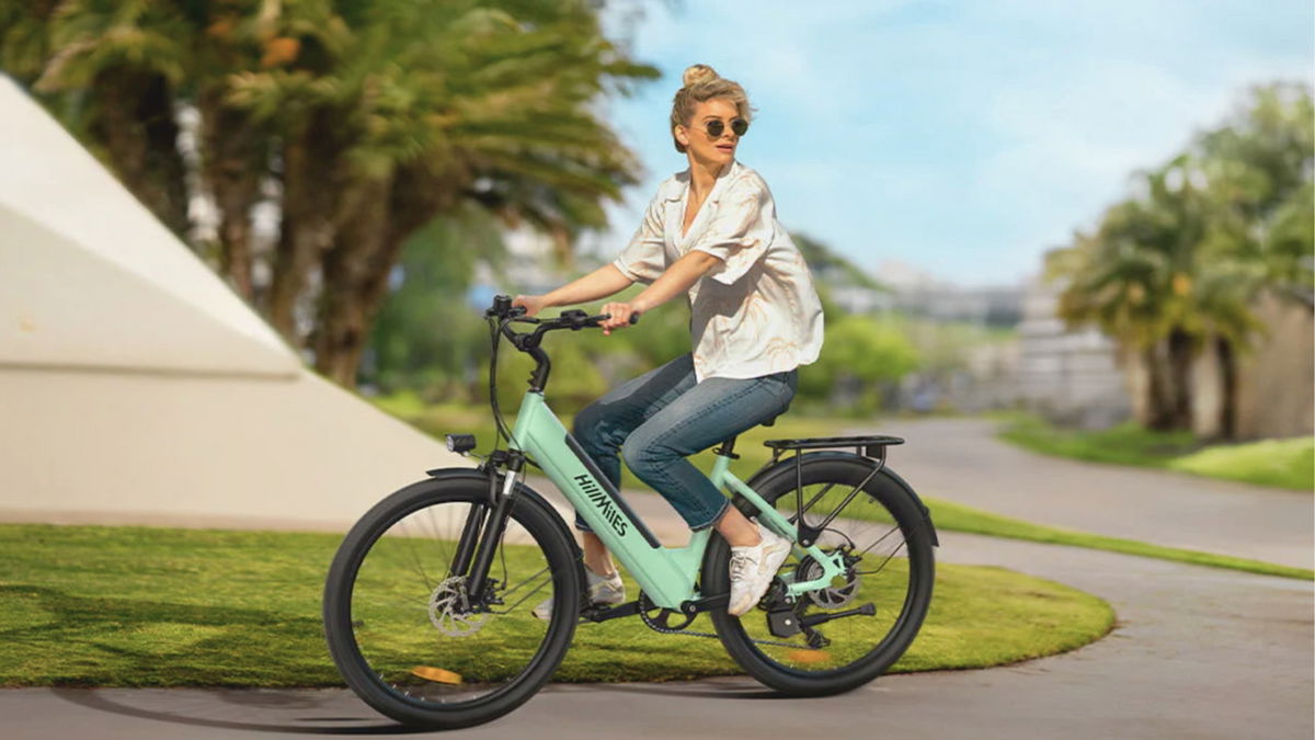 Esta bicicleta eléctrica es perfecta para la ciudad: empuja hasta los 120 kilómetros y cuesta poco más de 450 euros