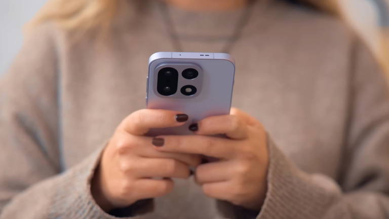 A precio mínimo el OnePlus 15 con 16 GB de RAM, Snapdragon 8 Elite Gen 5 y batería de 7300 mAh